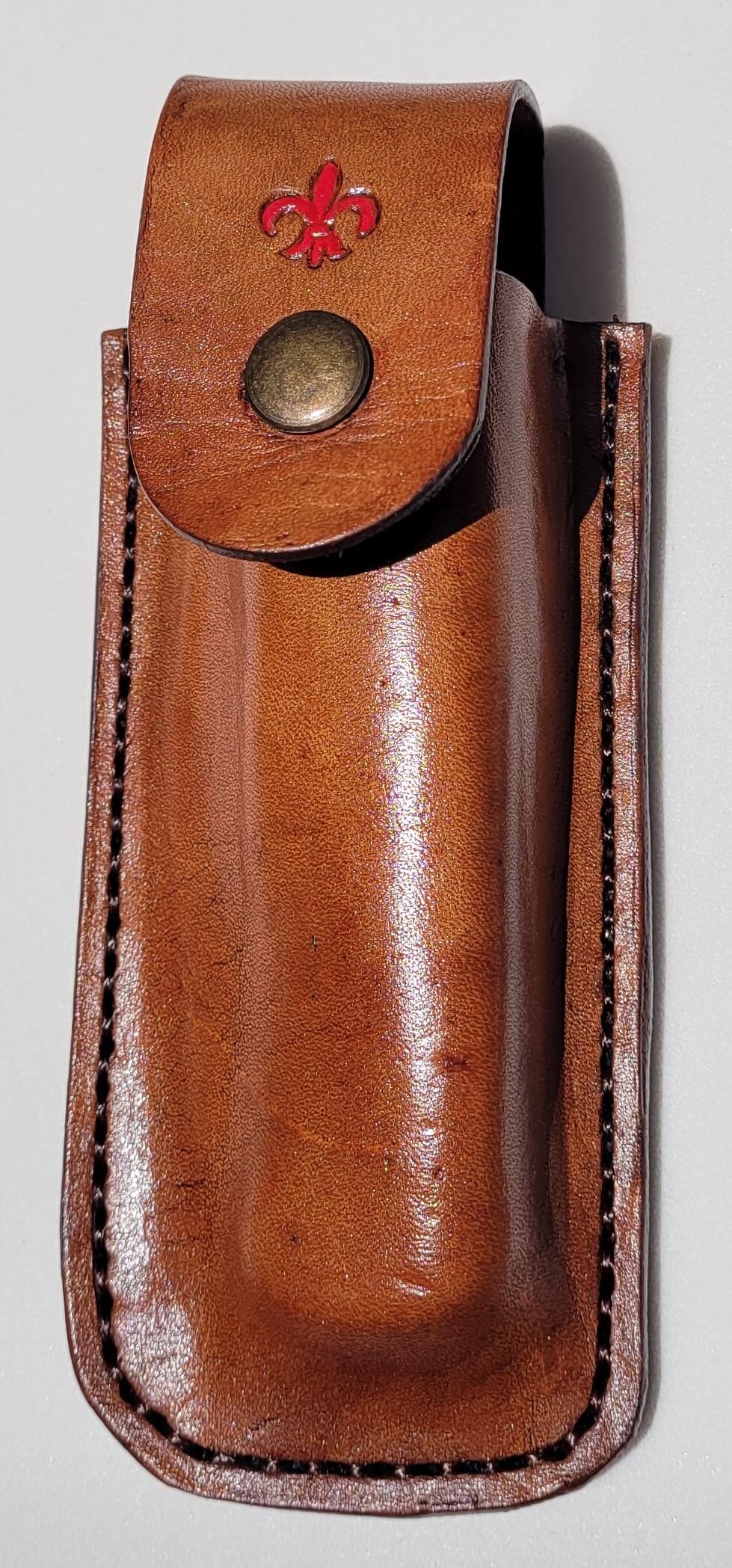 Funda de navaja en cuero artesanal